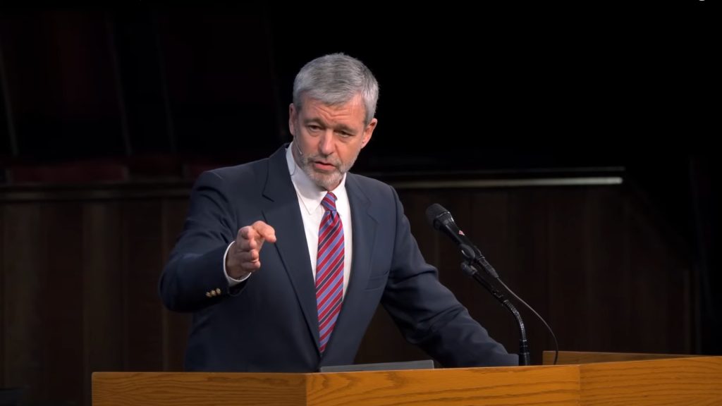Paul Washer preaching